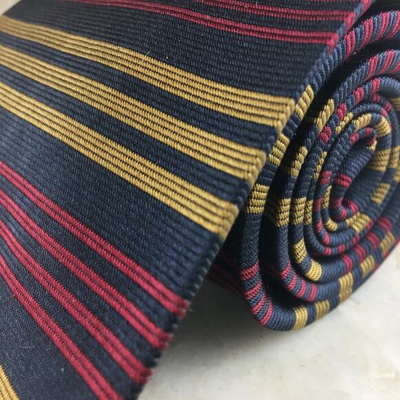 J CREW SILK TIE - Picture 13 of 13